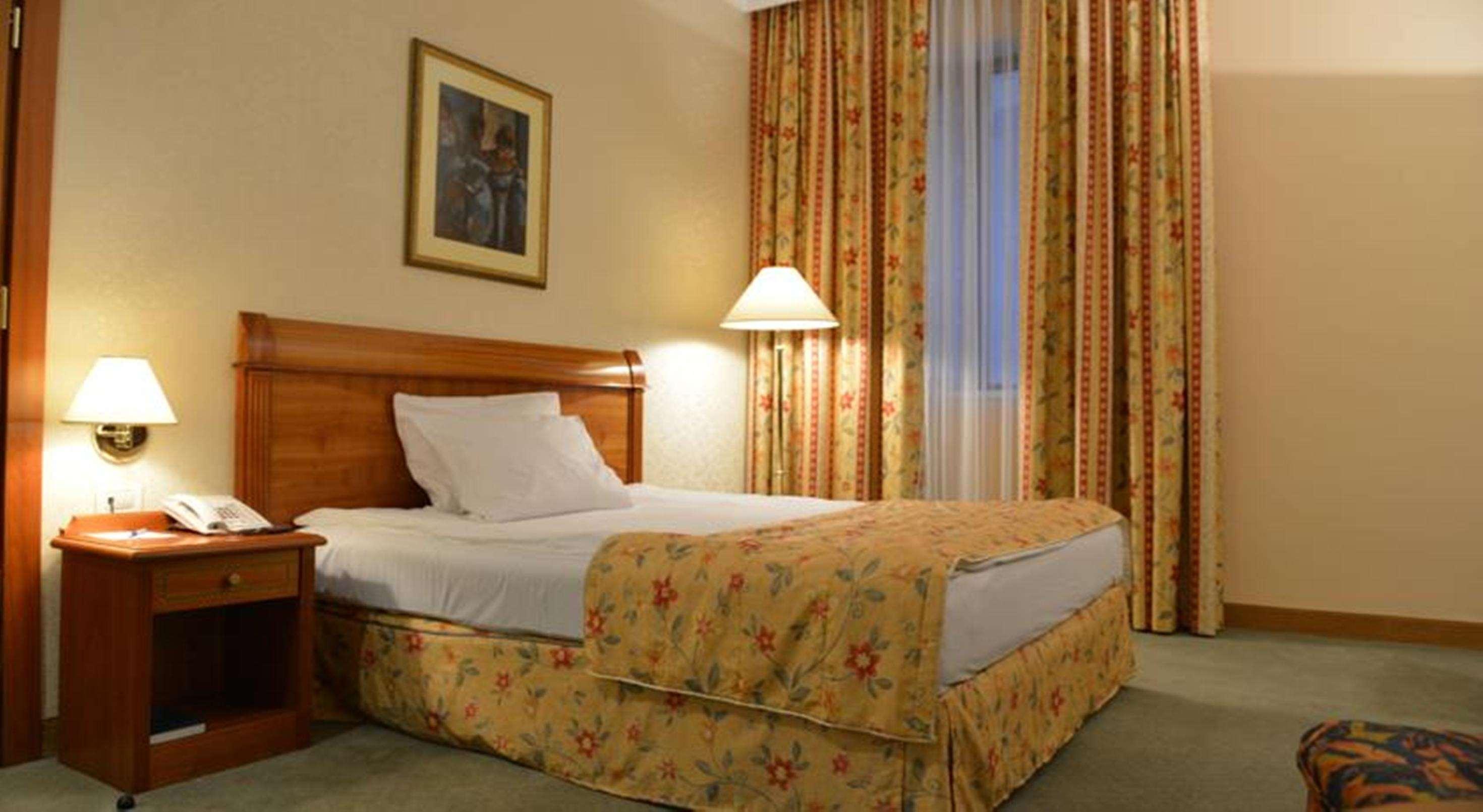 Best Western Hotel Turist Skopje Ngoại thất bức ảnh