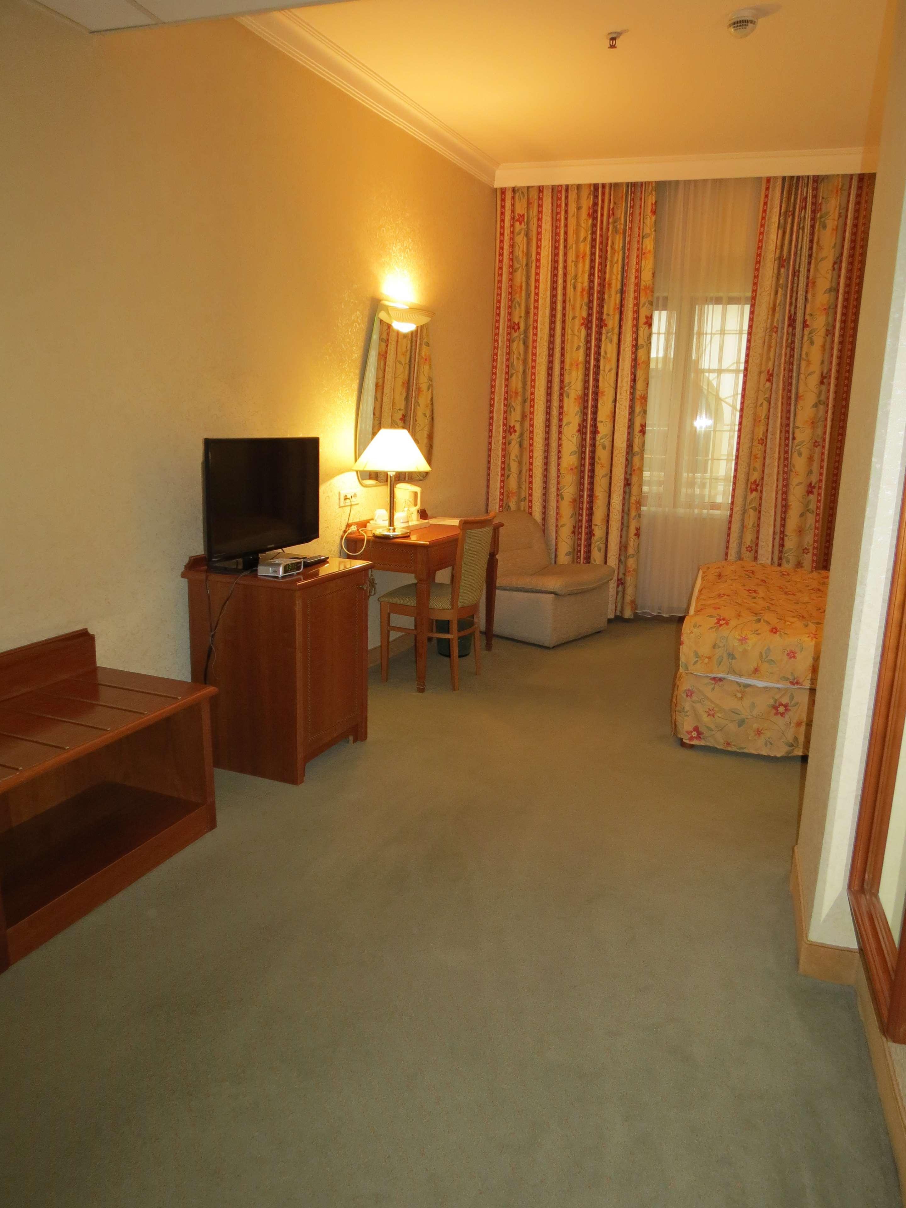 Best Western Hotel Turist Skopje Ngoại thất bức ảnh