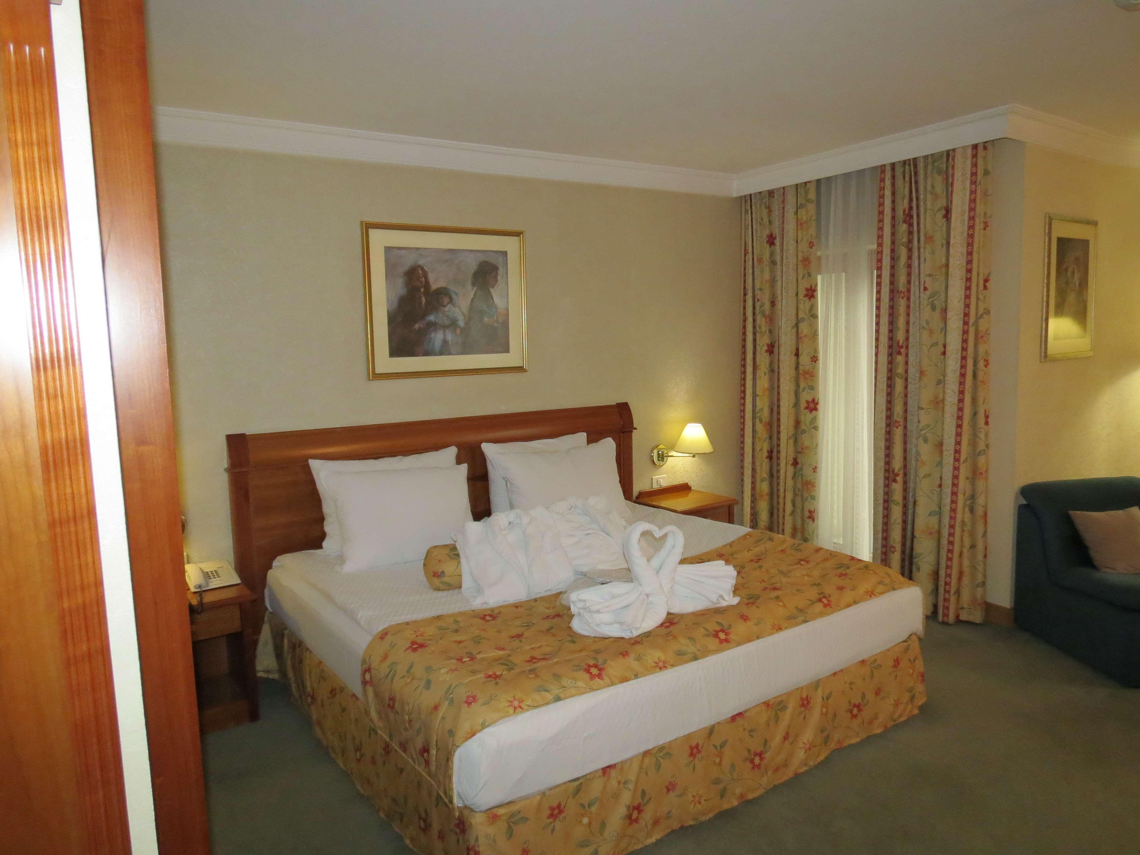 Best Western Hotel Turist Skopje Ngoại thất bức ảnh