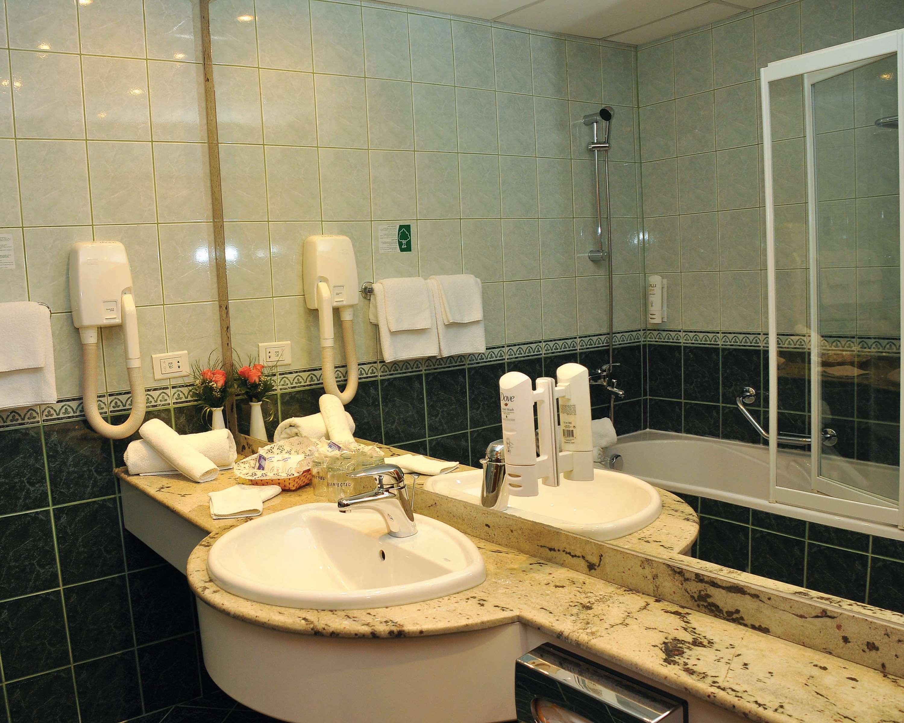 Best Western Hotel Turist Skopje Phòng bức ảnh