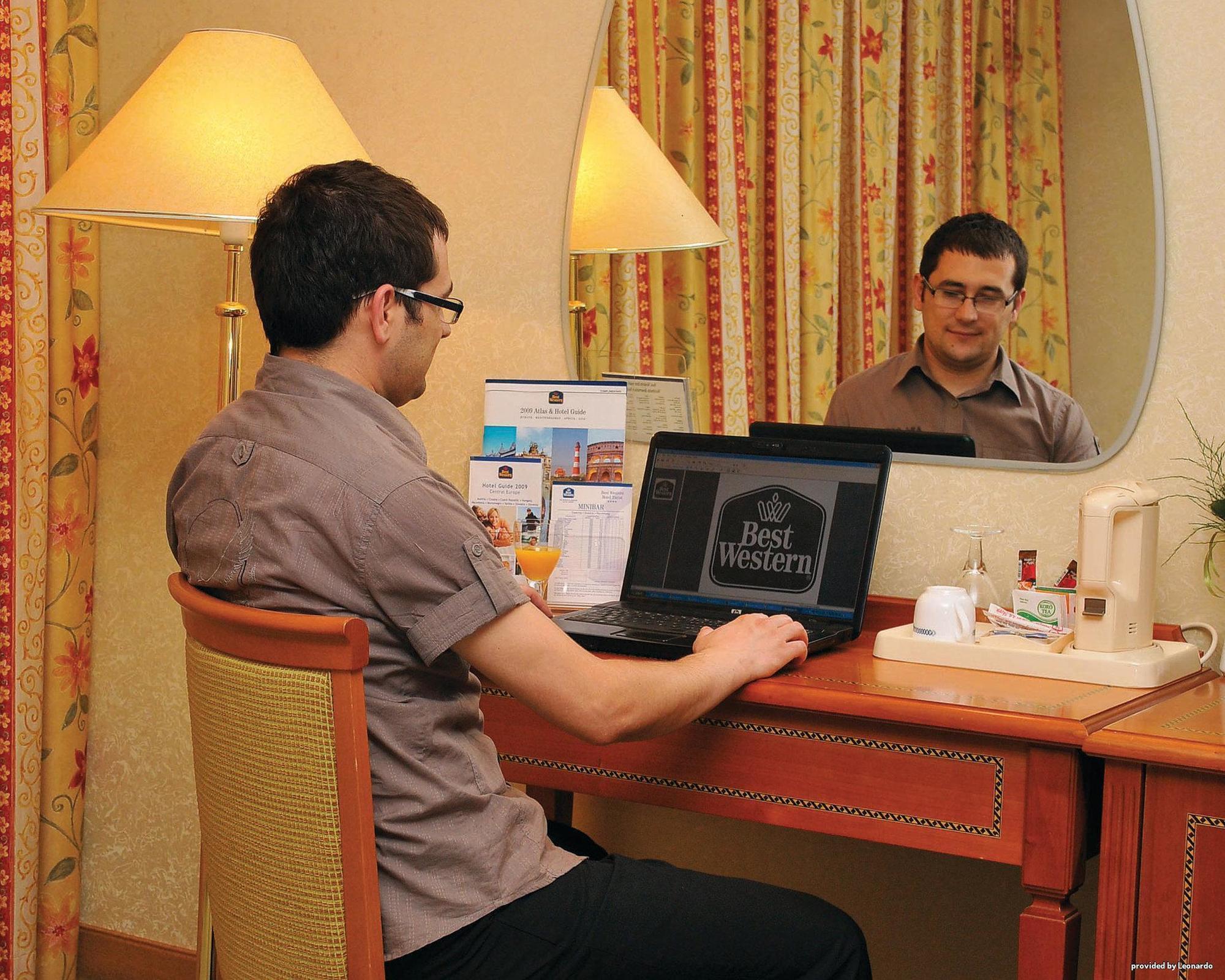 Best Western Hotel Turist Skopje Phòng bức ảnh