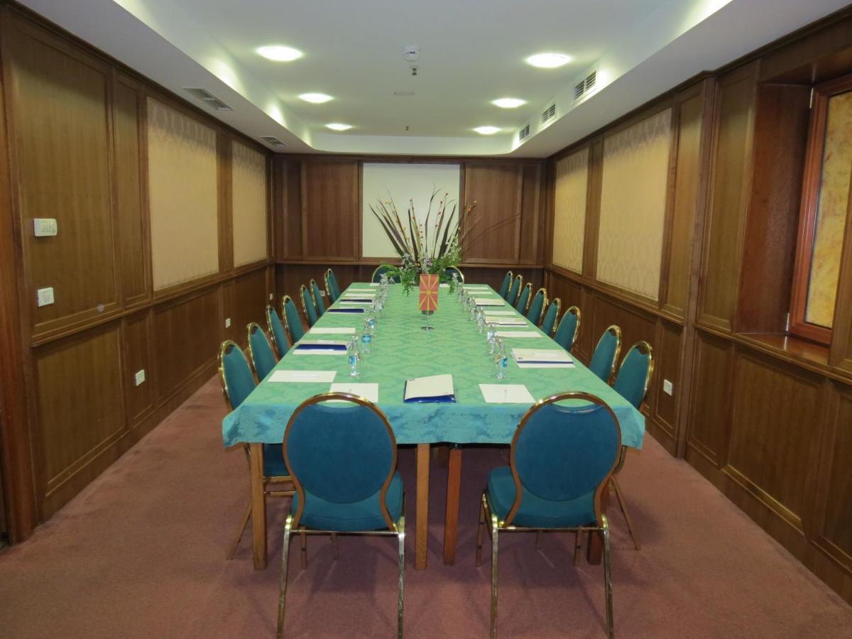 Best Western Hotel Turist Skopje Ngoại thất bức ảnh